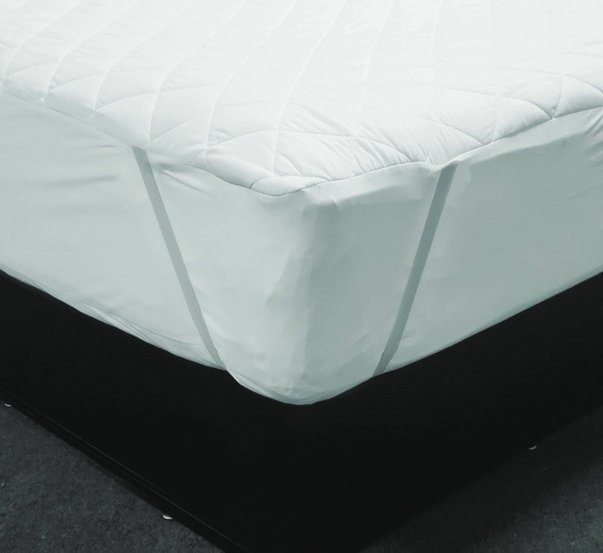 54" x 80" x 12" Full Fitted Quilted Mattress Pad - 10 pcs/case