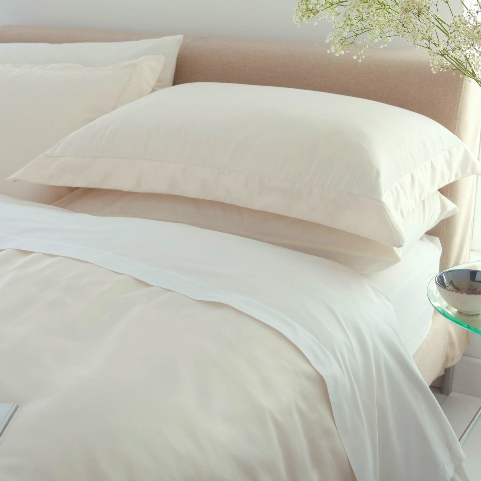 112" x 112" - King Flat Sheets, T200, Bone - 2dz/cs